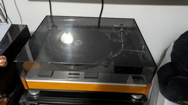 Thorens TD-125/SME 3009 Turntable. in Stereo Systems & Home Theatre in Oshawa / Durham Region - Image 9