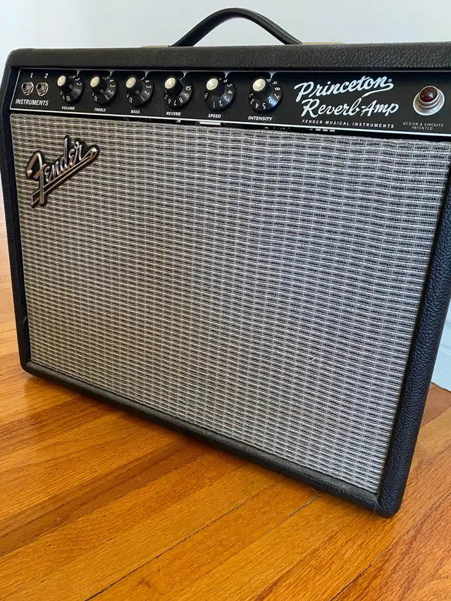 Fender 65’ Princeton Reverb Amp in Amps & Pedals in Windsor Region - Image 4