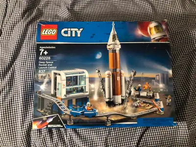 Launch into fun and adventure with the LEGO City 60228 Deep Space Rocket and Launch Control! This se...
