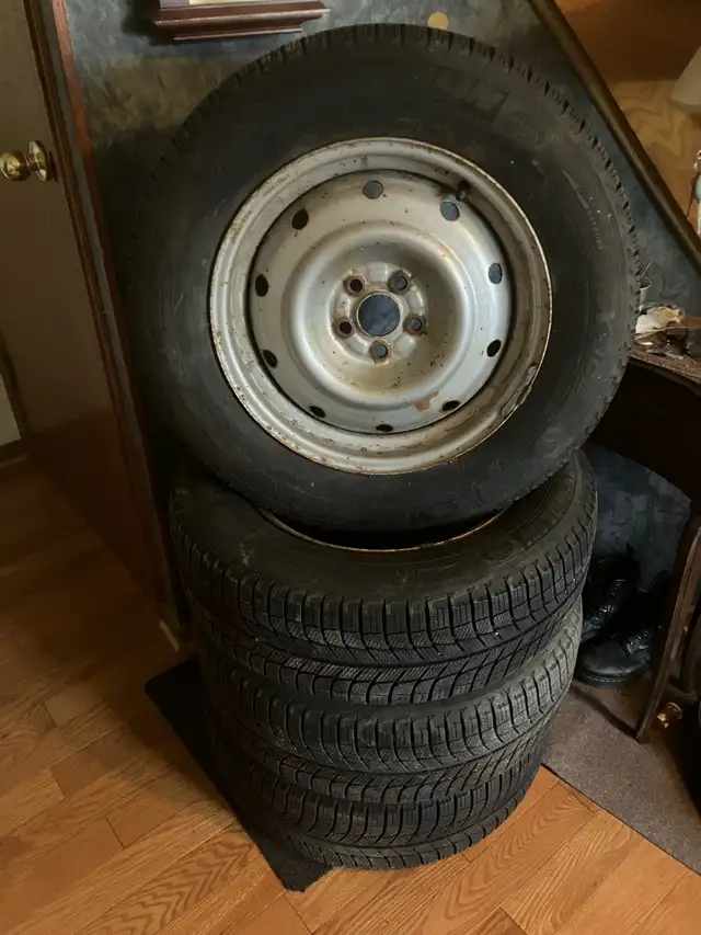 215/65R16 in Tires & Rims in Mississauga / Peel Region - Image 2