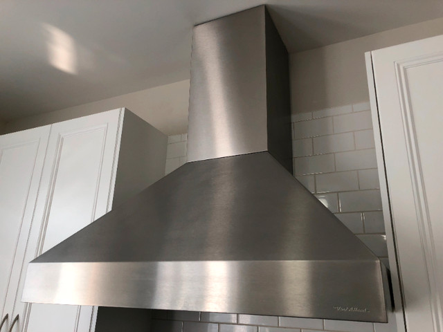 Stainless Steel Hood Duct Cover in Other in Markham / York Region - Image 4