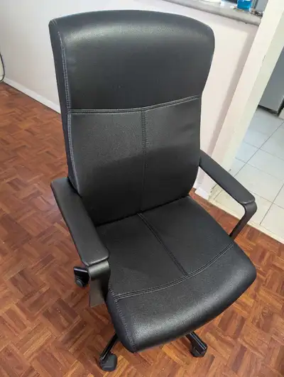  like New Ikea MILLBERGET swivel chair @ 70 dollar , View more
