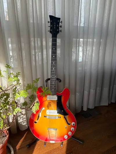 Eko model 290 barracuda ‘60s, View more