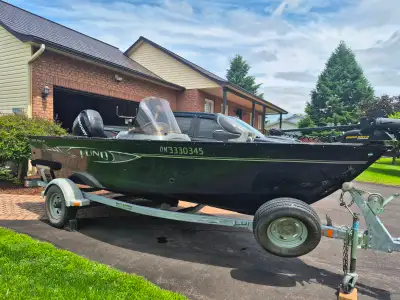 Well-maintained 2012 Lund Rebel XL 1625 powered by a reliable 60 HP Mercury EFI 4-stroke. Ready to f...