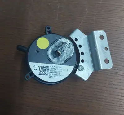 HVAC Part Specifications – Goodman Hot Surface Ignitor 20197308 Condition: Used – Cleaned and Fully...