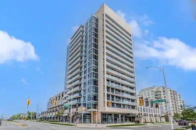 1 Bed + Den, 2 Bath Modern Condo For Rent