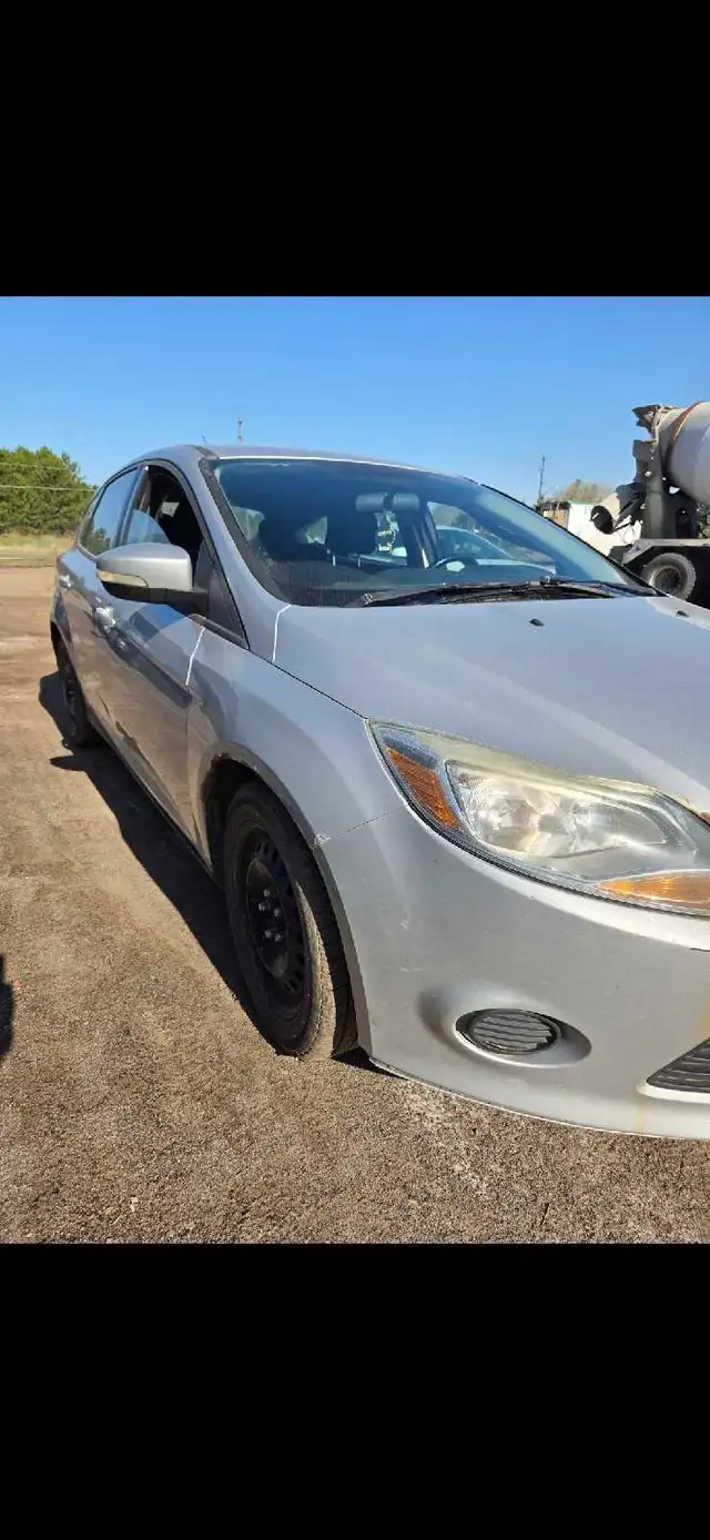 2014 ford focus hatchback 587371197602867201