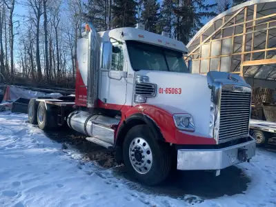 New head and injectors installed, new wetkit with pto pump, new drive tires. Unit is ready to roll....