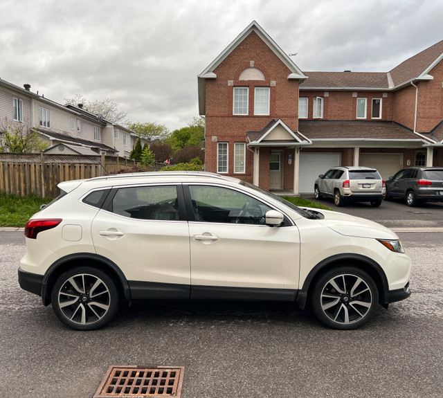 Car for sale in Ottawa in Cars & Trucks in Ottawa - Image 4