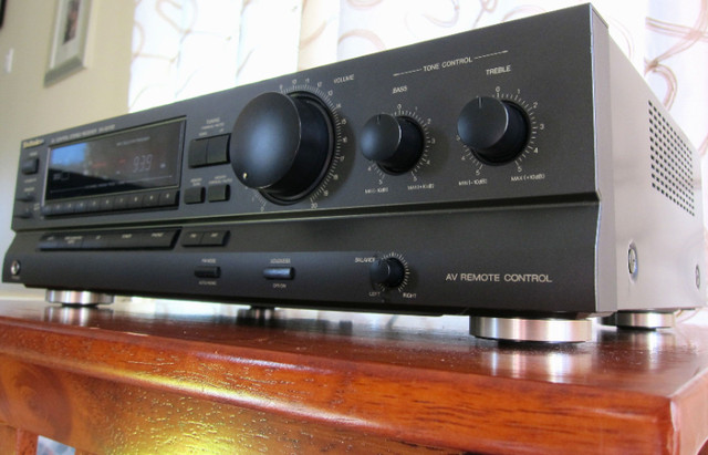 TECHNICS SA-GX130 STEREO RECEIVER AMPLIFIER * JAPAN * in Stereo Systems & Home Theatre in Ottawa - Image 3