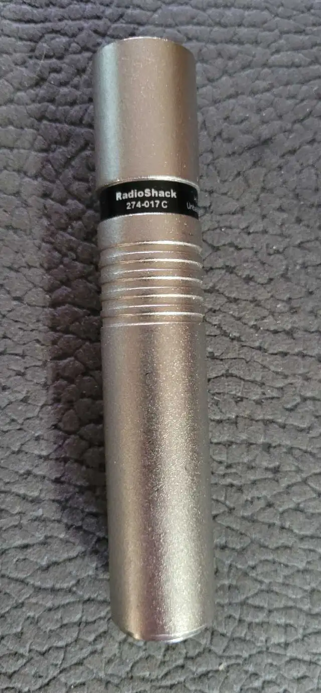 RadioShack 1/4 to XLR Coverter in Pro Audio & Recording Equipment in Saskatoon - Image 4