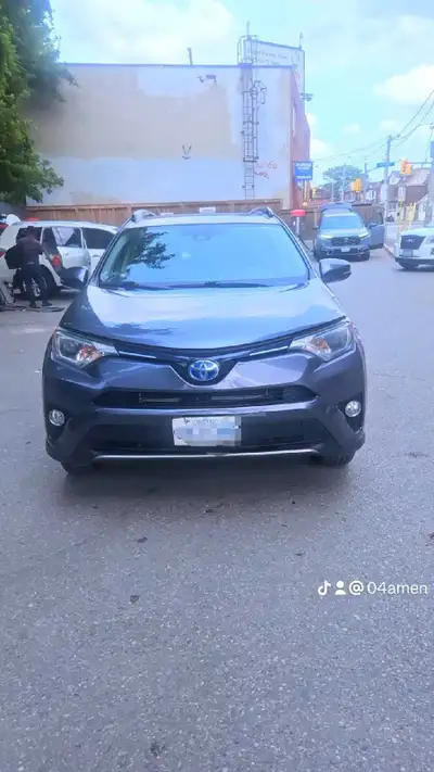 Year: 2018 - Mileage: 390,000 km - Well maintained - Reliable and runs well - Clean inside and out B...