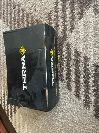 Terra Murphy Safety boots size 11, View more