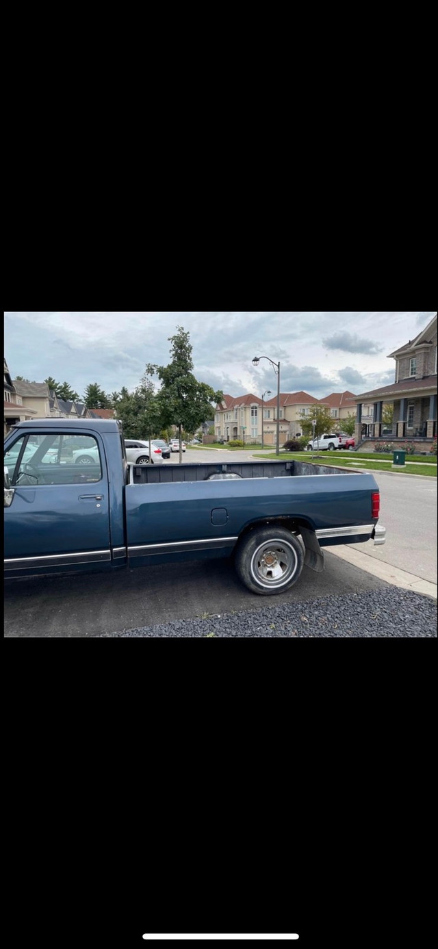 1989 Dodge D100  in Cars & Trucks in Hamilton - Image 4