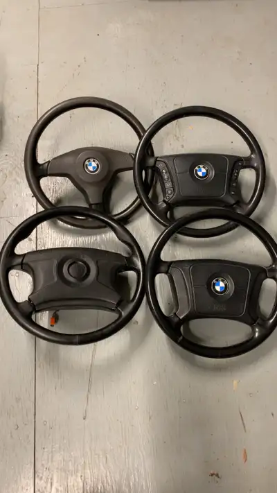 Selling some steering wheels and misc steering parts for e36 bmws. -3 spoke sport -4 spoke m -4 spok...