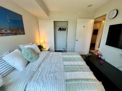 Looking for a comfortable place in the heart of the city? This room is a perfect option for anyone w...