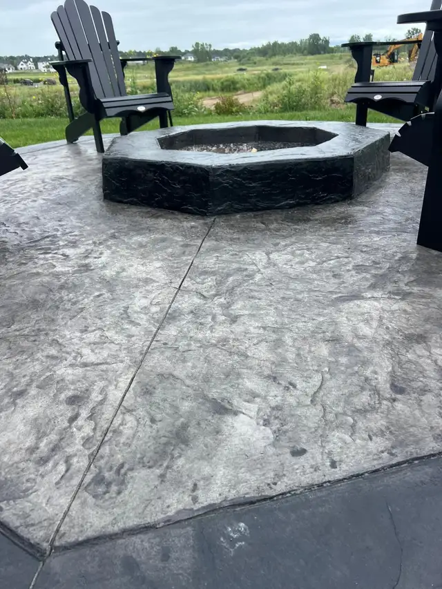 $8 ****Concrete driveway stamp aggregate****518514909298053122