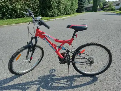 Vélo de montagne pour enfant SuperCycle rouge, View more