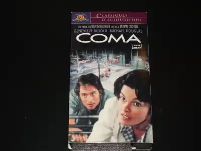 En excellente condition.Avec Michael Douglas et Genevieve Bujold. Pour voir mes autres cassettes vid...