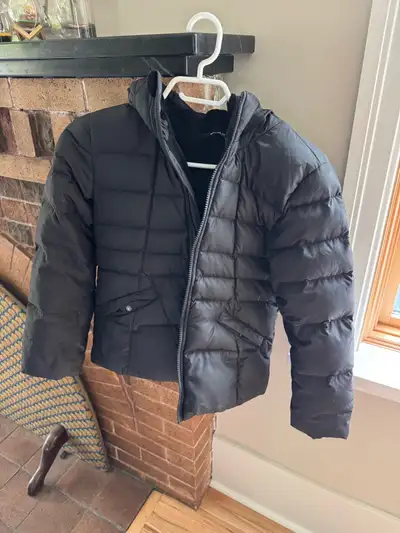 Kids black down north face jacket. Size in pics Pick up only in Scarboro sw