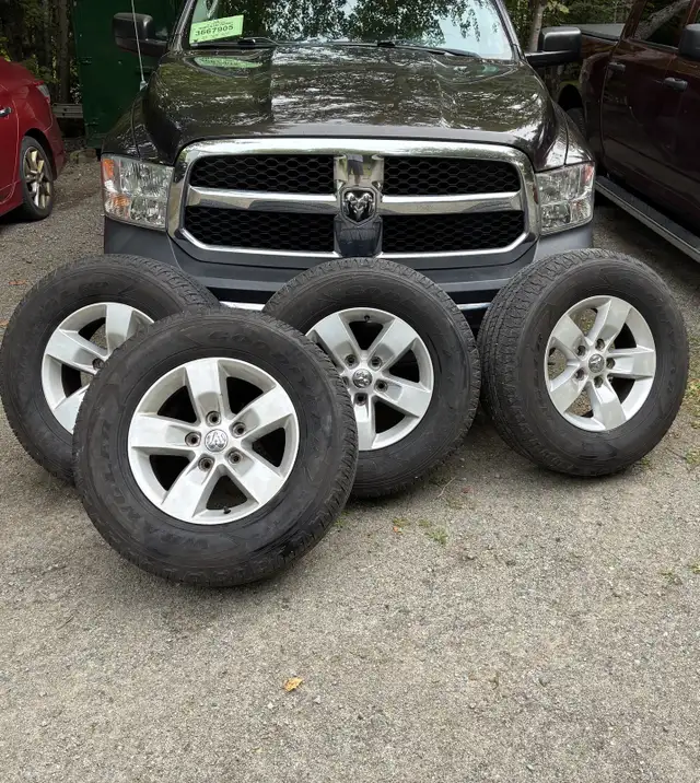 2013 Ram 1500 ST 5.7 Hemi in Cars & Trucks in Bedford - Image 5