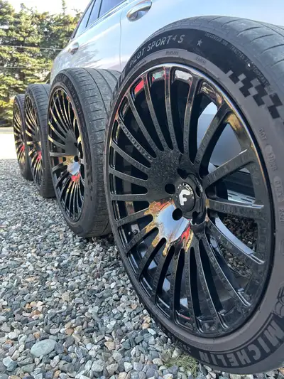 Like new forgiato wheels. Tires on rims are Michelin pilot sports. Bolt pattern is 5x112. Price is o...