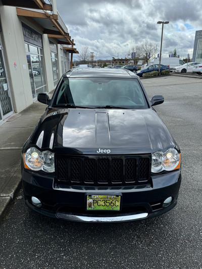 LOOKING TO BUY 08-10 JEEP SRT8