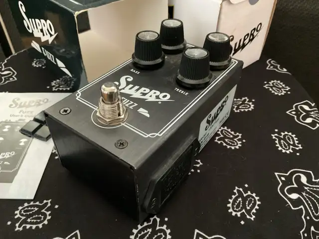Supro Fuzz in Amps & Pedals in City of Montréal - Image 5