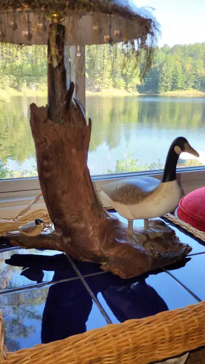 Vintage and beautiful Goose Geese table Lamp, View more