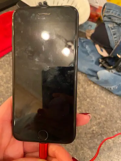 Selling my old phone with battery at 80%