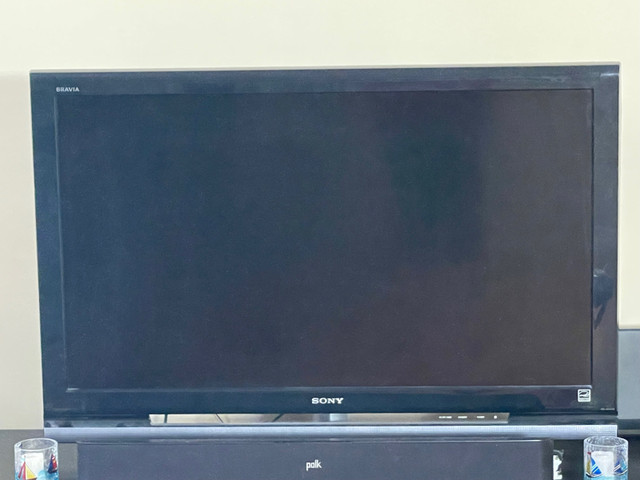 42 inch Sony Bravia flat screen tv | TVs | Ottawa | Kijiji