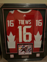 Toews team Canada signed jersey 