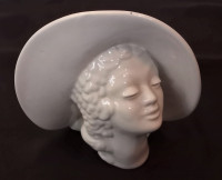 RARE 40s Ruth Woman In A Broad Rimmed Hat Haeger Pottery Vase