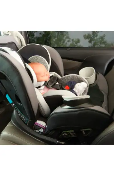 Evenflo Everyfit All Stages car seat from a smoke free home! , View more