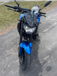 Fz 09 motorbike 
