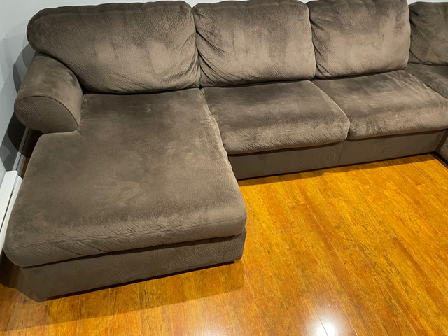 Large 4pc sectional in excellent condition  in Couches & Futons in St. John's - Image 2