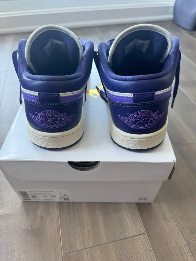 Soulier Nike Air Jordan 1 Low in Women's - Shoes in Laval / North Shore - Image 5