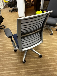 Steelcase Think office task chair (Various options available) in Chairs & Recliners in Markham / York Region - Image 3