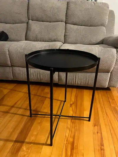 Table de chevet ronde en métal, View more