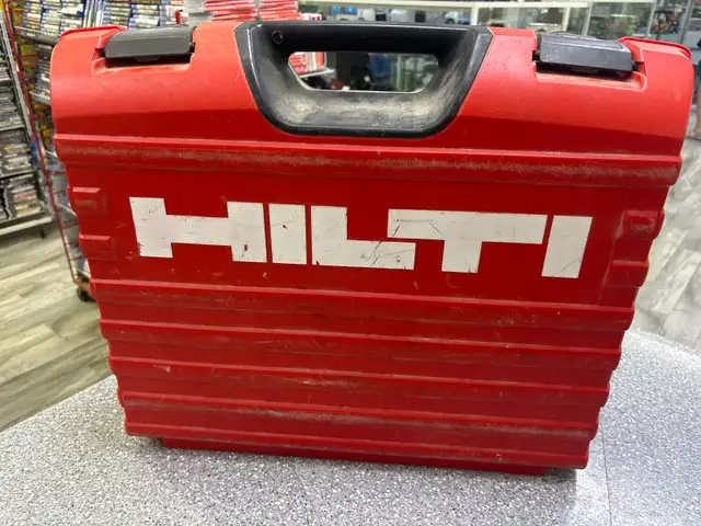 Hilti GX120 Gas Powered Actuated Fastener Gun in Power Tools in Oshawa / Durham Region - Image 7
