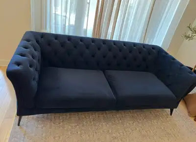 from mobilia perfect condition no smoking no pet household 2 for 1000$