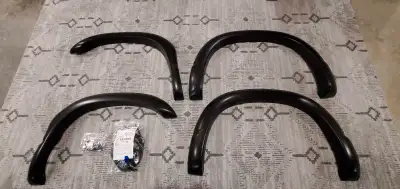 LUND SX203S Fender Flares for a 2007 Dodge Ram 1500/2500/3500SRW Smooth finish, Unpainted, New with...