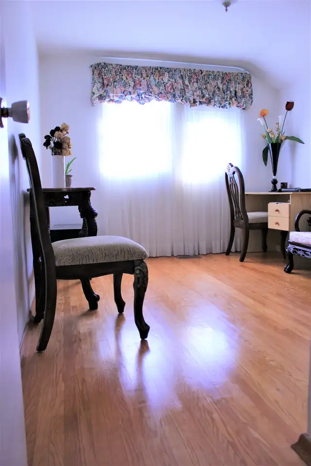 Photo 6