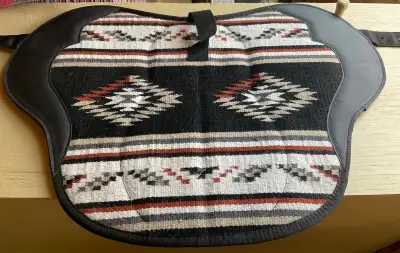 Equine 21" x 35" Wool Blanket Top Bareback Horse Saddle Pad, View more