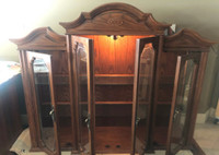 Reduced! Vintage Solid oak buffet and hutch