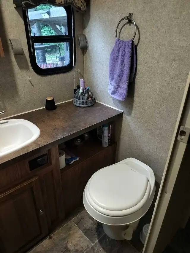 2014 Rockwood on seasonal site  PRICE REDUCED in Travel Trailers & Campers in Trenton - Image 3