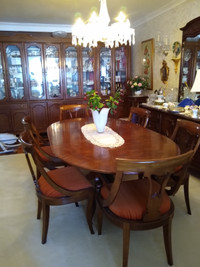 Classically Beautiful DINING SET with 6 chairs