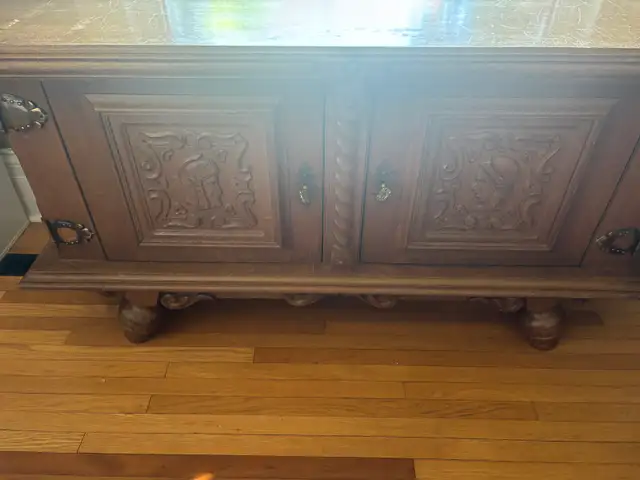 Antique hutch  in Hutches & Display Cabinets in Owen Sound - Image 2