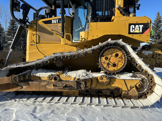 2015 Caterpillar D6T LGP Dozer For Sale in Heavy Equipment in Saskatoon - Image 2