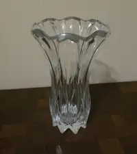 VERY HEAVY ART GLASS VASE